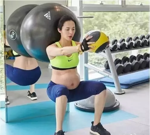 腹直肌分離怎么恢復(fù)？腹直肌都沒受過傷，怎么就分離了呢？